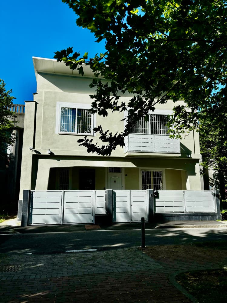 Villa Life affitta camere